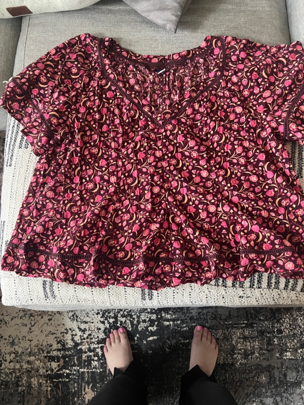 Old Navy Burgundy Top with Pink Floral Print